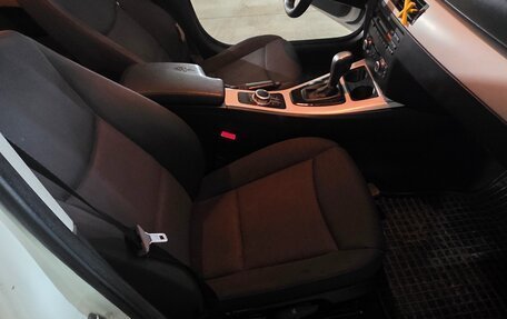 BMW 3 серия, 2009 год, 1 100 000 рублей, 14 фотография