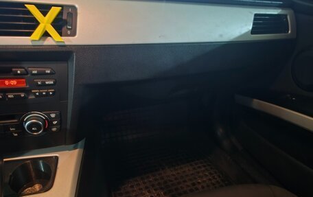 BMW 3 серия, 2009 год, 1 100 000 рублей, 17 фотография