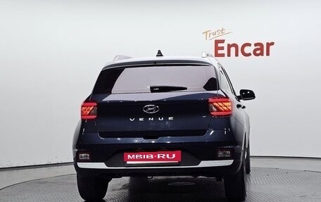 Hyundai Venue I, 2022 год, 1 600 000 рублей, 4 фотография