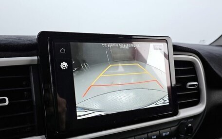 Hyundai Venue I, 2022 год, 1 600 000 рублей, 14 фотография