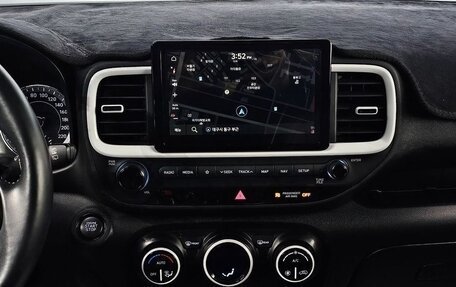 Hyundai Venue I, 2022 год, 1 600 000 рублей, 13 фотография