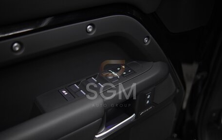 Land Rover Defender II, 2025 год, 20 990 000 рублей, 18 фотография