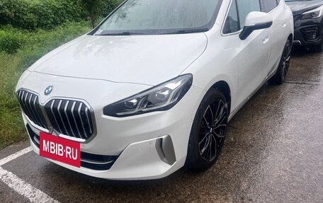 BMW 2 серия Grand Tourer F46 рестайлинг, 2022 год, 1 700 000 рублей, 2 фотография