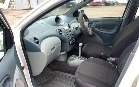 Toyota Vitz, 2001 год, 385 000 рублей, 9 фотография