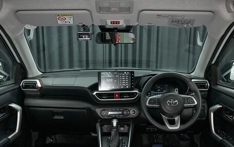 Toyota Raize I, 2019 год, 1 677 000 рублей, 7 фотография