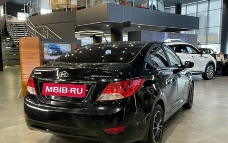 Hyundai Solaris II рестайлинг, 2011 год, 635 000 рублей, 7 фотография