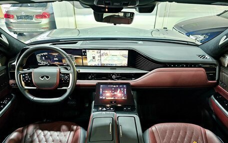 Infiniti QX80, 2024 год, 16 499 000 рублей, 13 фотография