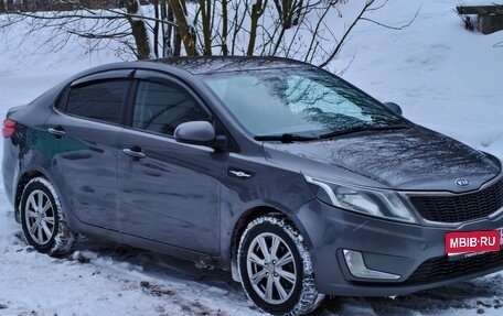 KIA Rio III рестайлинг, 2012 год, 680 000 рублей, 1 фотография