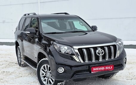 Toyota Land Cruiser Prado 150 рестайлинг 2, 2016 год, 3 999 999 рублей, 1 фотография