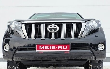 Toyota Land Cruiser Prado 150 рестайлинг 2, 2016 год, 3 999 999 рублей, 9 фотография