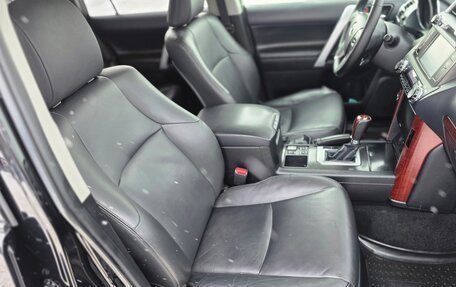 Toyota Land Cruiser Prado 150 рестайлинг 2, 2016 год, 3 999 999 рублей, 24 фотография