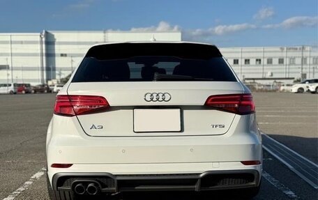 Audi A3, 2018 год, 1 190 000 рублей, 3 фотография