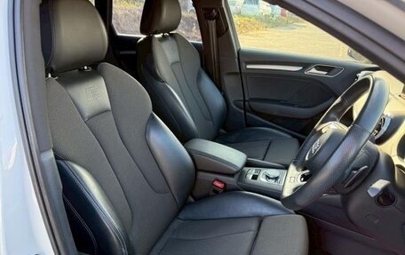 Audi A3, 2018 год, 1 190 000 рублей, 10 фотография