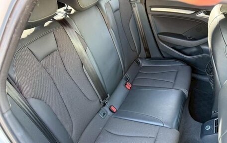 Audi A3, 2018 год, 1 190 000 рублей, 11 фотография