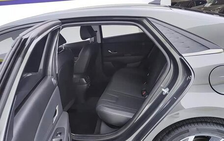 Hyundai Elantra, 2024 год, 1 100 230 рублей, 11 фотография