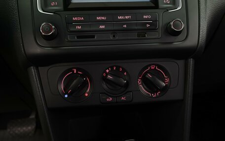 Volkswagen Polo VI (EU Market), 2014 год, 1 099 000 рублей, 13 фотография