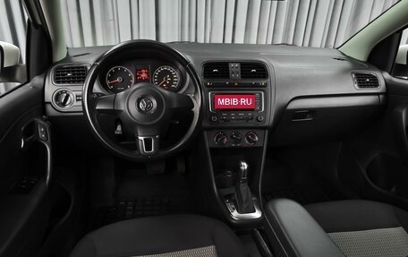 Volkswagen Polo VI (EU Market), 2014 год, 1 099 000 рублей, 6 фотография