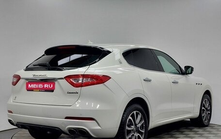 Maserati Levante I, 2017 год, 3 649 000 рублей, 5 фотография