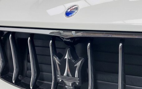 Maserati Levante I, 2017 год, 3 649 000 рублей, 10 фотография