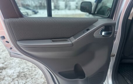 Nissan Pathfinder, 2010 год, 1 299 000 рублей, 14 фотография