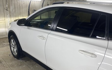 Toyota RAV4, 2015 год, 2 350 000 рублей, 8 фотография