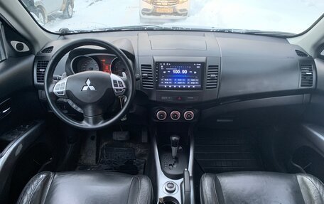 Mitsubishi Outlander III рестайлинг 3, 2007 год, 860 000 рублей, 6 фотография