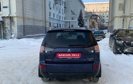 Mitsubishi Outlander III рестайлинг 3, 2007 год, 860 000 рублей, 3 фотография