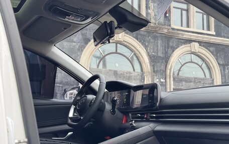 Hyundai Elantra, 2022 год, 1 460 000 рублей, 17 фотография