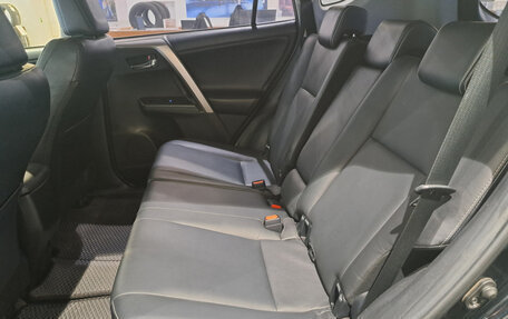 Toyota RAV4, 2017 год, 2 720 000 рублей, 15 фотография