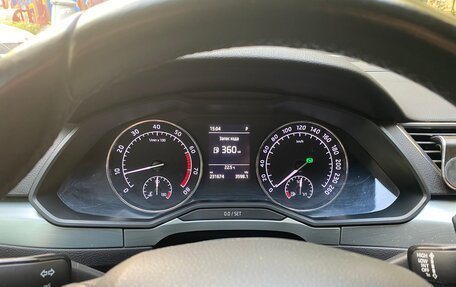 Skoda Superb III рестайлинг, 2018 год, 1 650 000 рублей, 12 фотография