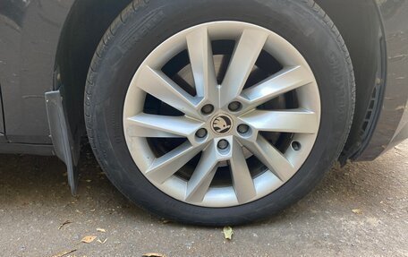 Skoda Superb III рестайлинг, 2018 год, 1 650 000 рублей, 16 фотография