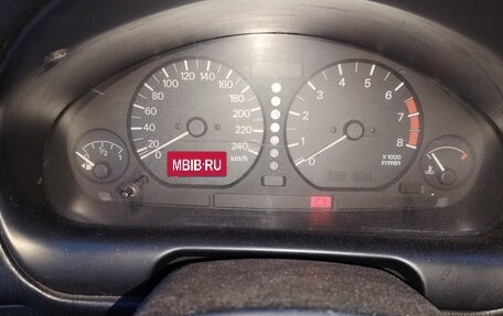 Mitsubishi Carisma I, 2002 год, 285 000 рублей, 4 фотография