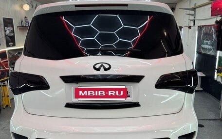 Infiniti QX56, 2010 год, 1 780 000 рублей, 20 фотография