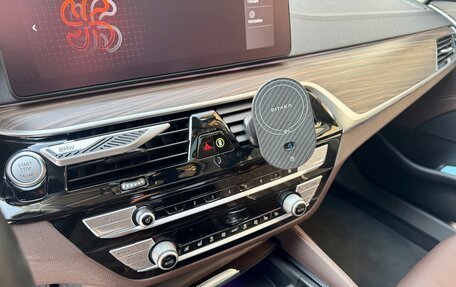 BMW 5 серия, 2020 год, 4 500 000 рублей, 14 фотография