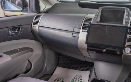 Toyota Prius, 2008 год, 899 000 рублей, 16 фотография