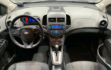 Chevrolet Aveo III, 2014 год, 799 000 рублей, 9 фотография