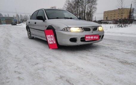 Mitsubishi Carisma I, 1998 год, 160 000 рублей, 1 фотография