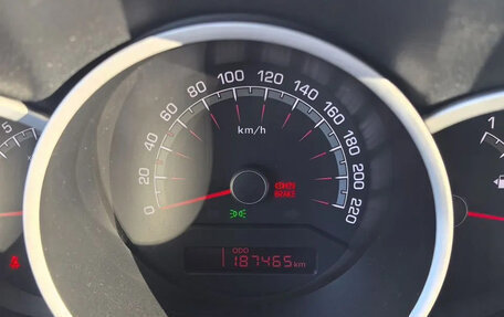 KIA Venga I, 2012 год, 825 000 рублей, 9 фотография