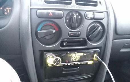 Mitsubishi Carisma I, 1998 год, 160 000 рублей, 6 фотография