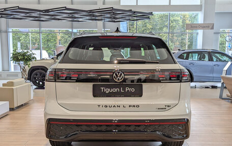 Volkswagen Tiguan, 2025 год, 5 190 000 рублей, 6 фотография
