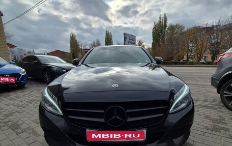 Mercedes-Benz C-Класс, 2017 год, 2 000 000 рублей, 1 фотография