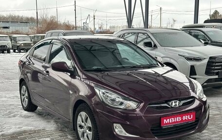 Hyundai Solaris II рестайлинг, 2013 год, 999 900 рублей, 1 фотография