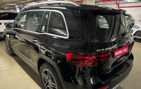 Mercedes-Benz GLB, 2024 год, 6 850 000 рублей, 1 фотография