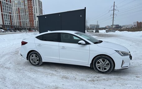 Hyundai Elantra VI рестайлинг, 2019 год, 1 550 000 рублей, 8 фотография