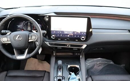 Lexus RX IV рестайлинг, 2025 год, 12 990 000 рублей, 10 фотография