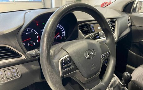 Hyundai Solaris II рестайлинг, 2019 год, 1 010 000 рублей, 12 фотография