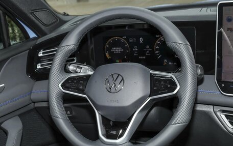 Volkswagen Tiguan, 2025 год, 4 668 000 рублей, 10 фотография