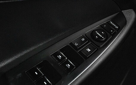 Hyundai Tucson III, 2019 год, 2 099 000 рублей, 13 фотография