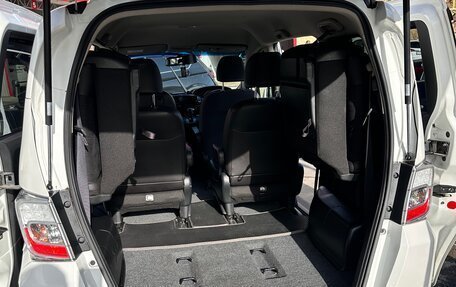 Honda Freed I, 2013 год, 1 220 000 рублей, 12 фотография