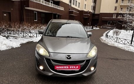 Mazda 5 II, 2011 год, 830 000 рублей, 2 фотография
